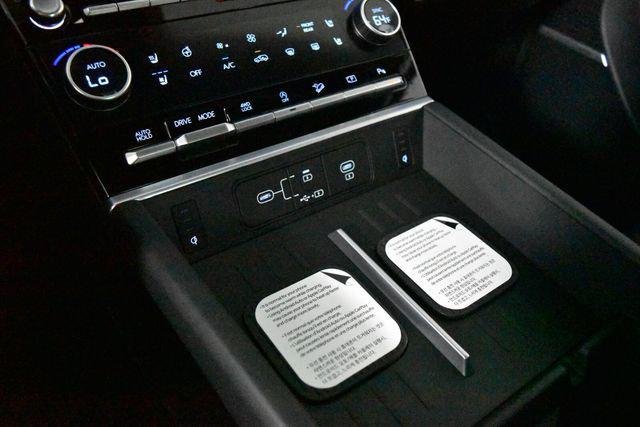 New 2027 Silver Hyundai Limited AWD image 68