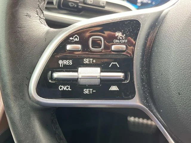 Used 2022  Mercedes-Benz GLS 450 image 33
