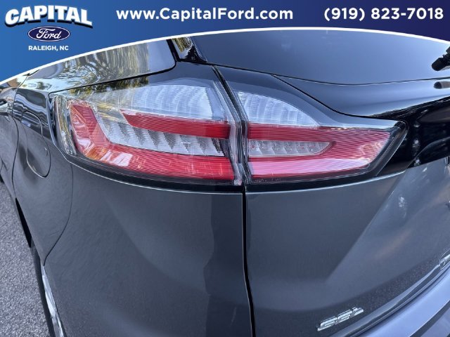 Used 2023 Gray Ford SEL image 15