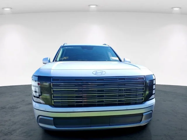 Used 2026 White Hyundai SEL image 7