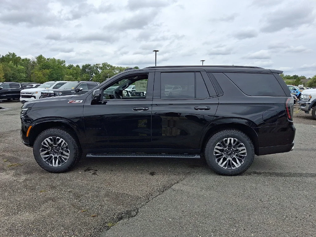 New 2026 Black Chevrolet Z71 image 5