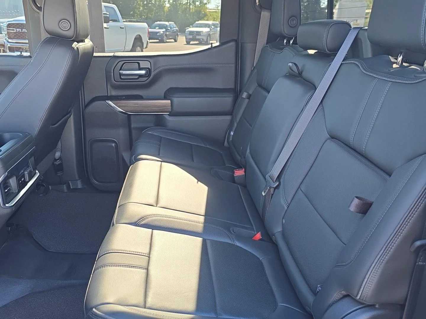 Used 2022 Satin Steel Metallic Chevrolet High Country image 22