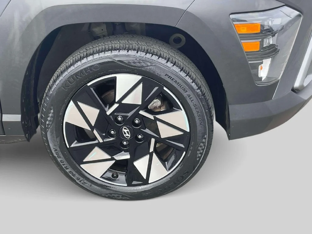 Certified Used 2024 Gray Hyundai SEL image 9
