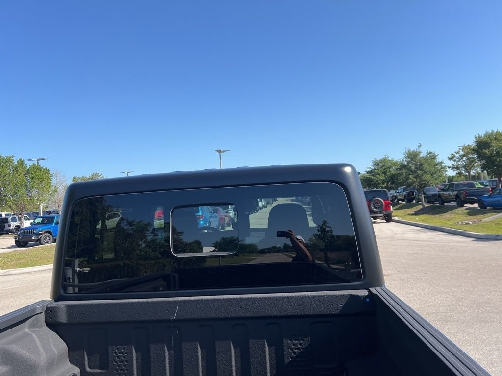 2025 Jeep Gladiator Rubicon - Photo 46