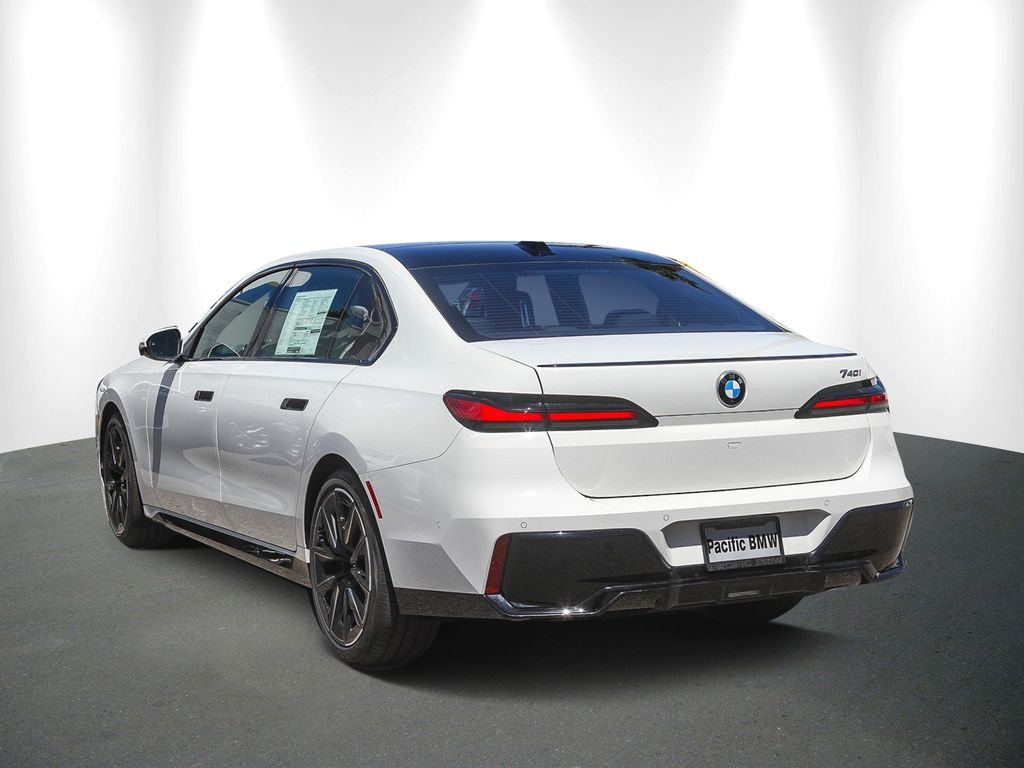 New 2026 Alpine White BMW 740i image 4