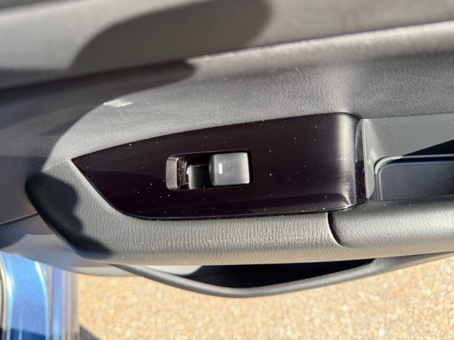 Used 2023 Blue Mazda 2.5 S Preferred Package image 37