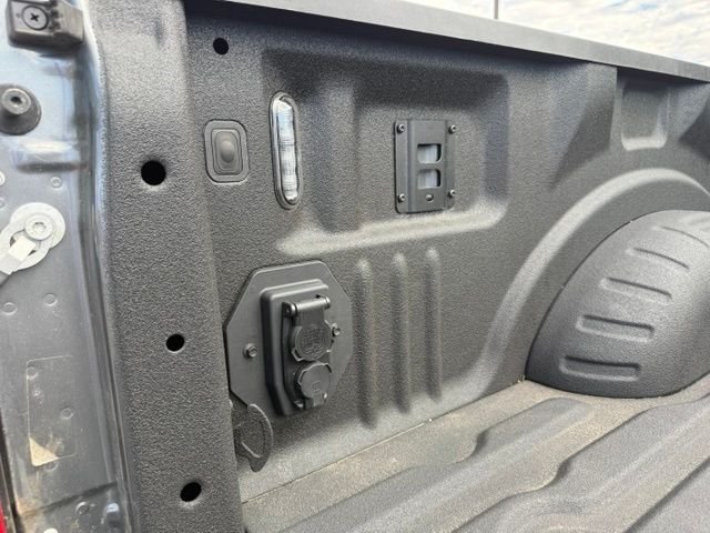 New 2026 Carbonized Gray Metallic Ford Lariat image 48