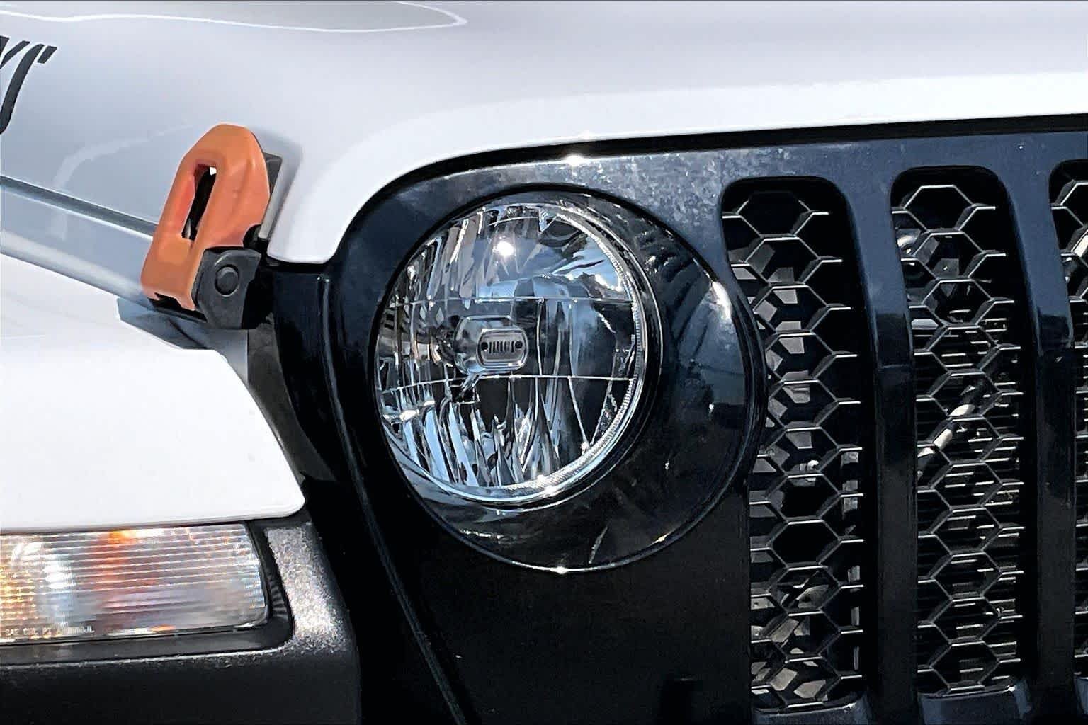 Used 2022 Bright White Clearcoat Jeep Willys image 24