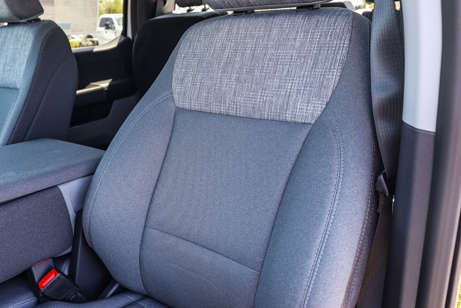 New 2026 Oxford White Ford F-250® XLT image 26