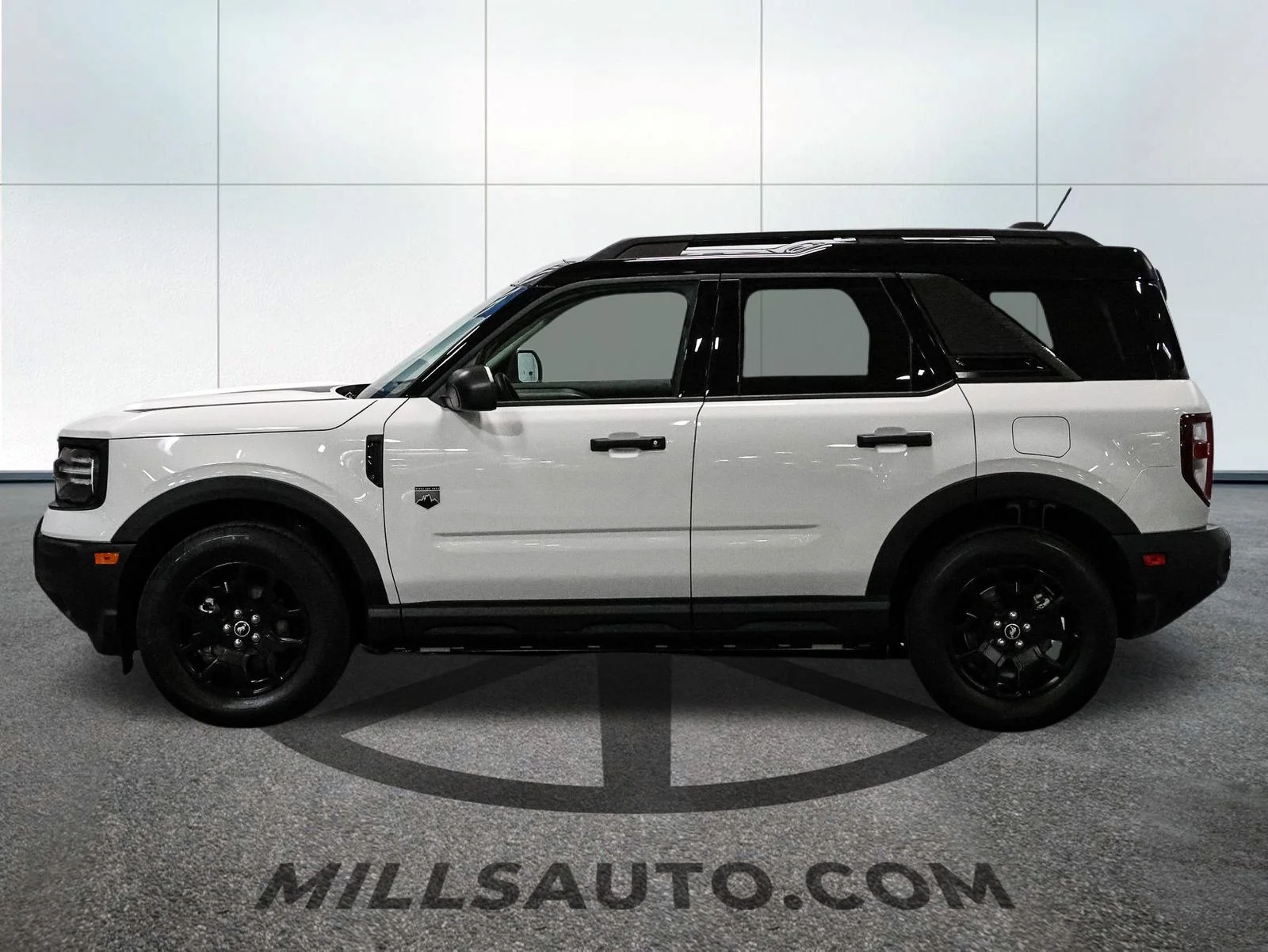 Used 2025 Oxford White Ford Big Bend® image 3