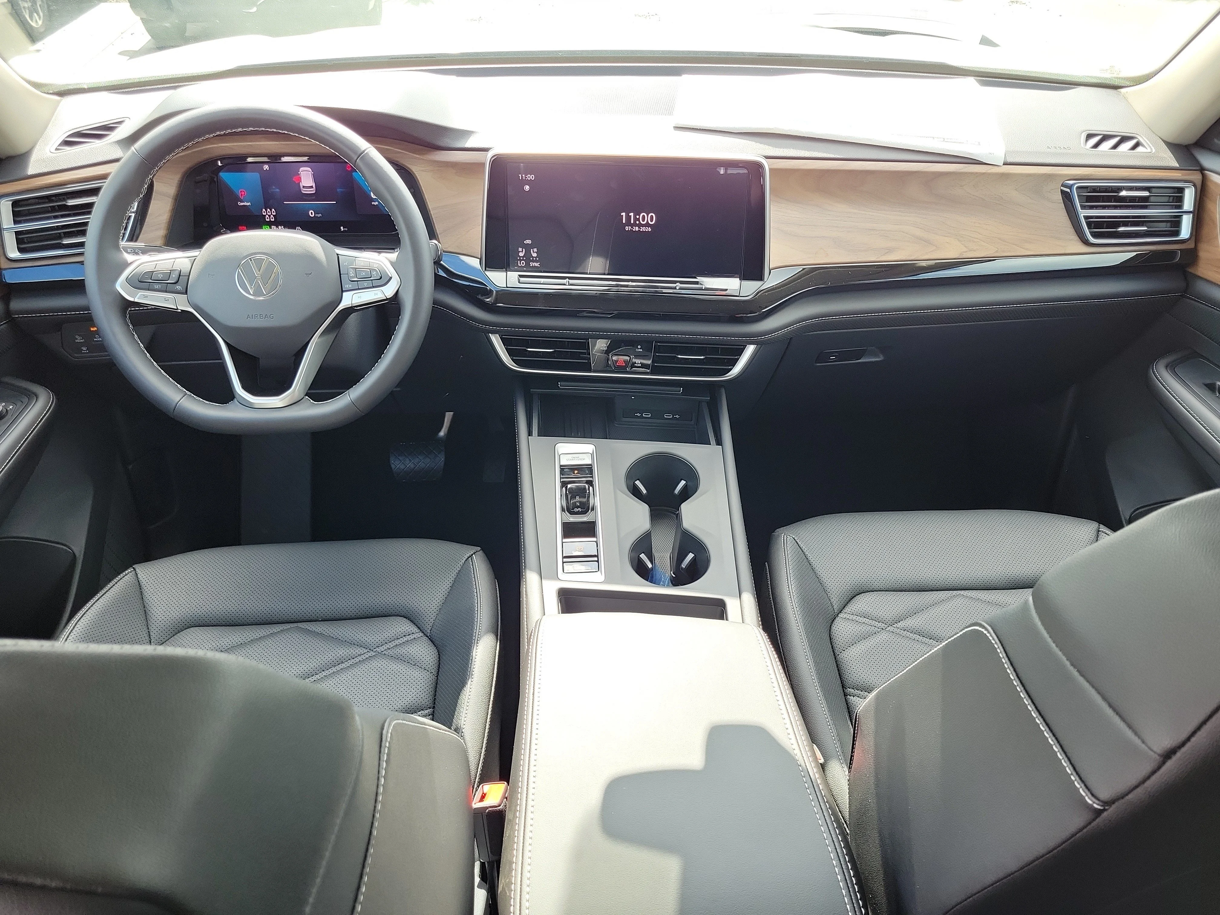 New 2026 White Volkswagen 2.0T SE image 11
