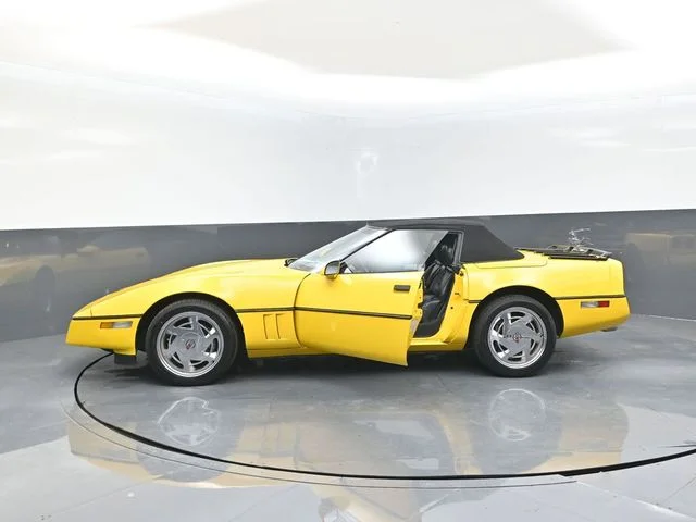 Used 1990 Yellow Chevrolet Base image 26