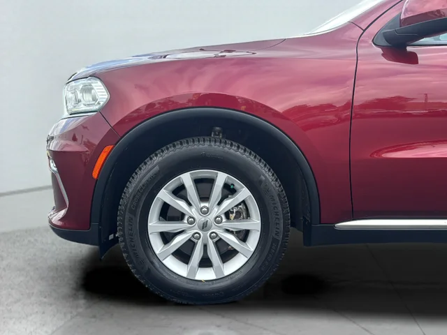 Used 2021 Red Dodge SXT Plus image 38