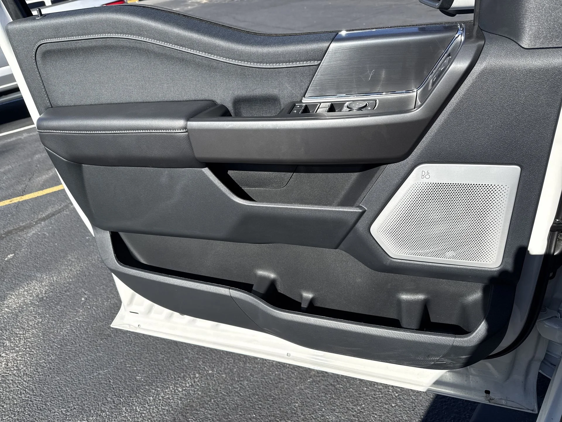 2025 Ford F-150 Lariat - Photo 19