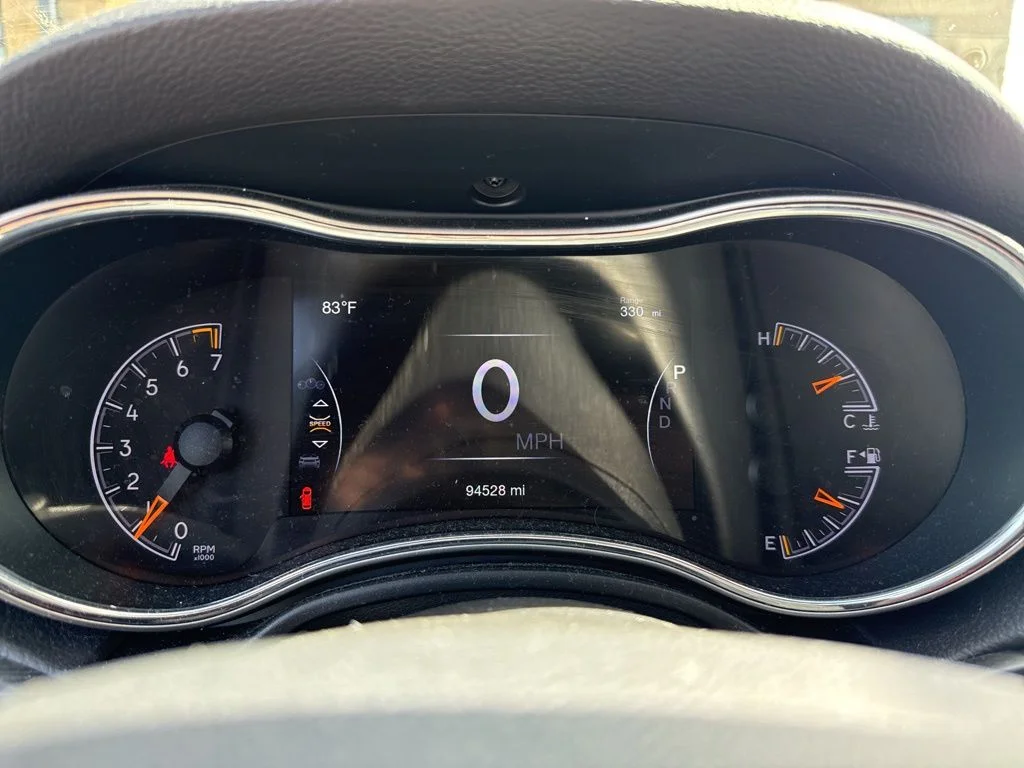 Used 2019 Granite Crystal Metallic Clearcoat Jeep Limited image 21