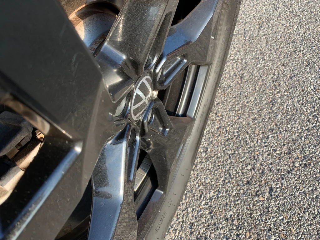 Used 2025  Volkswagen 2.0T Peak Edition image 38