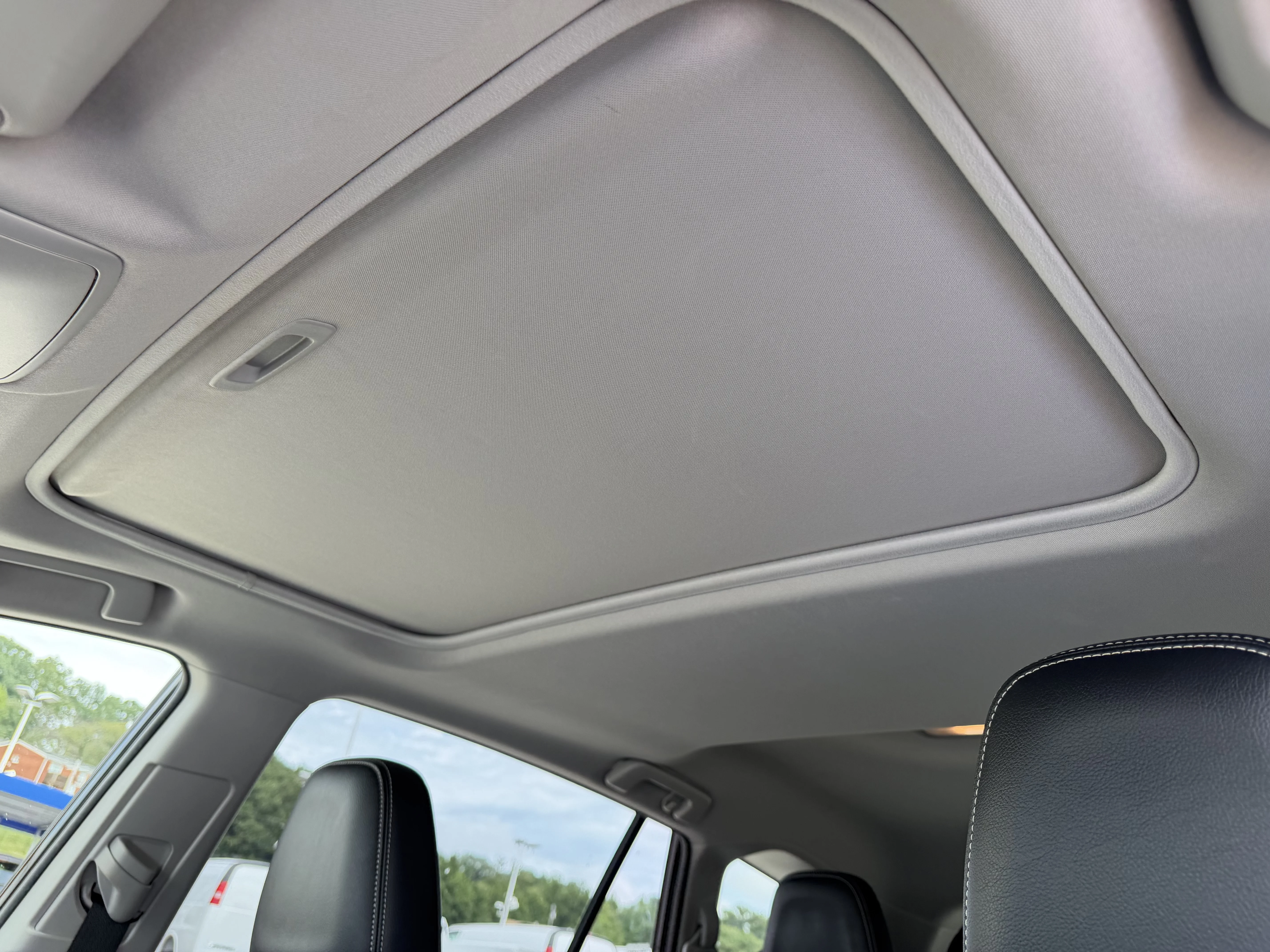 Used 2018 Aqua Toyota Hybrid Limited image 13