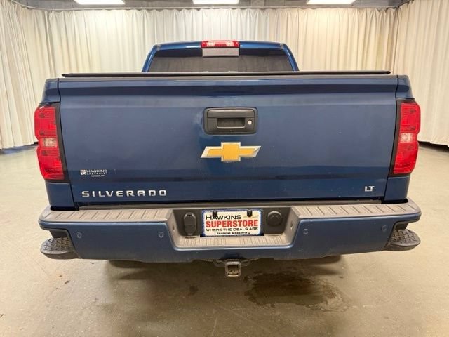 Used 2017 DEEP OCEAN BLUE METALLIC Chevrolet LT image 8