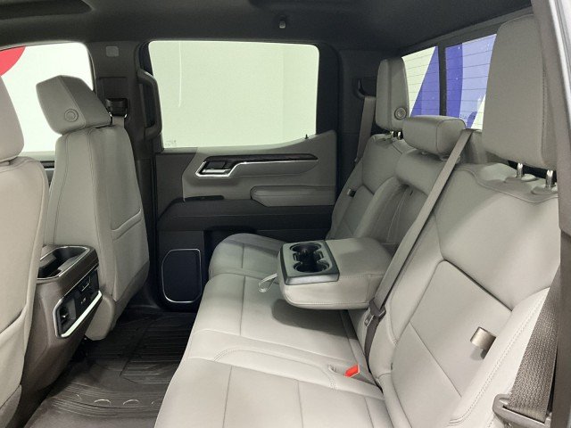 2026 GMC Sierra 1500 SLT - Photo 21