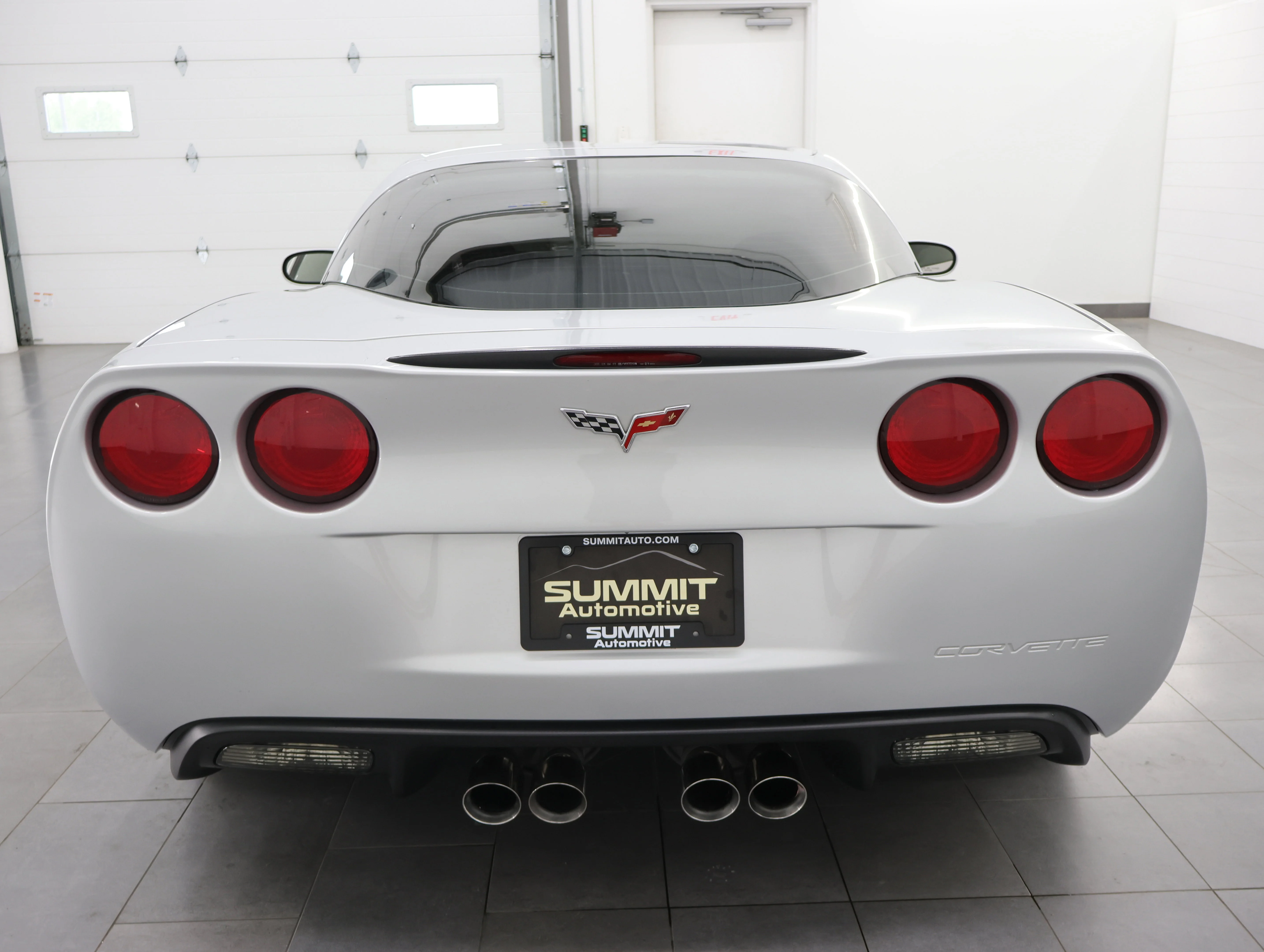 Used 2009 Blade Silver Metallic Chevrolet Base image 23