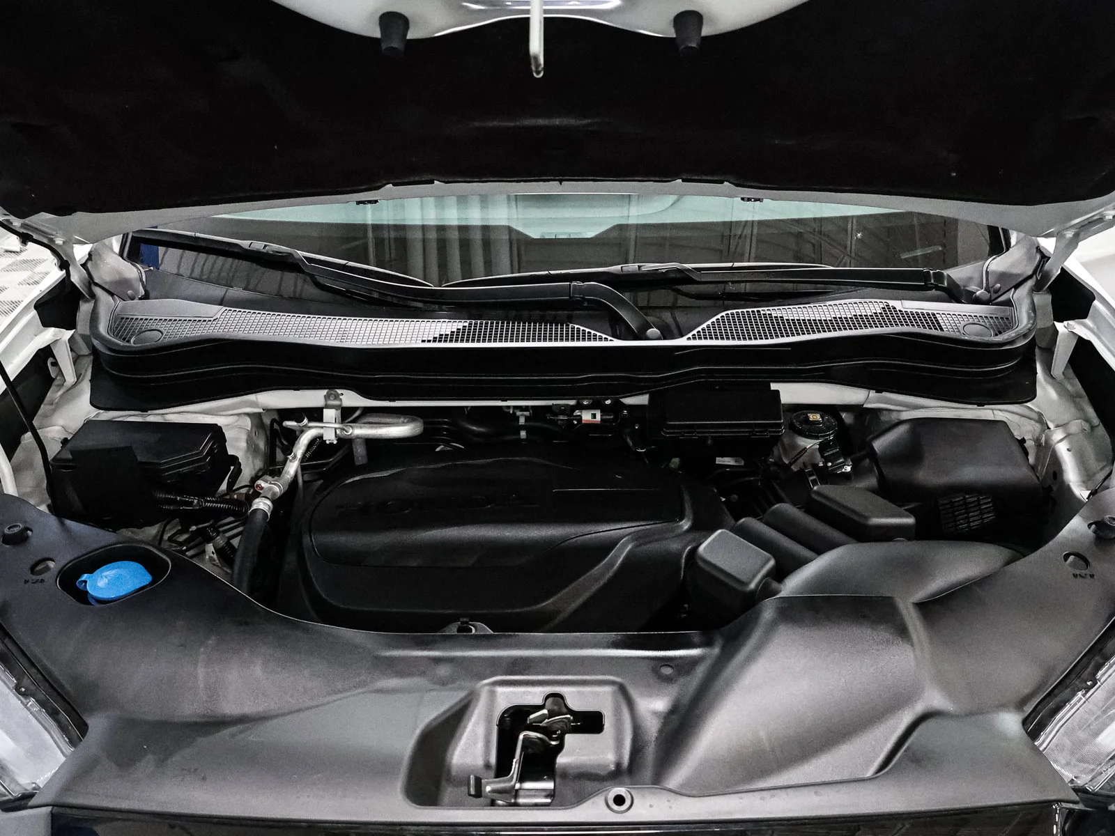 2024 Honda Ridgeline Sport - Photo 16