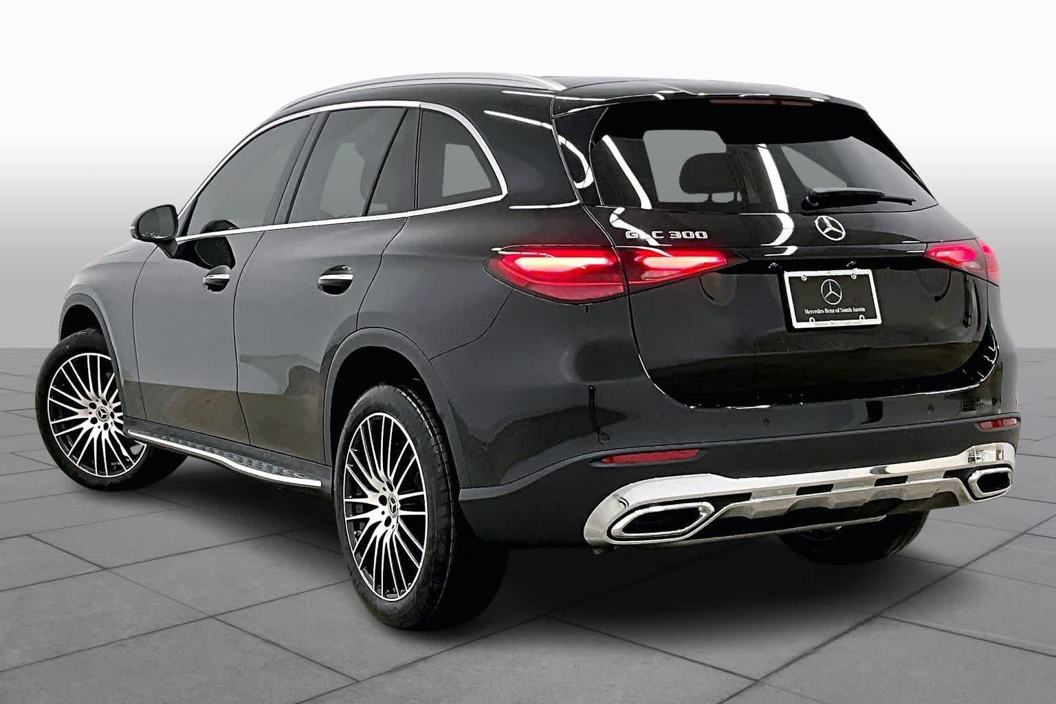 New 2026 Obsidian Black Metallic Mercedes-Benz GLC 300 image 12