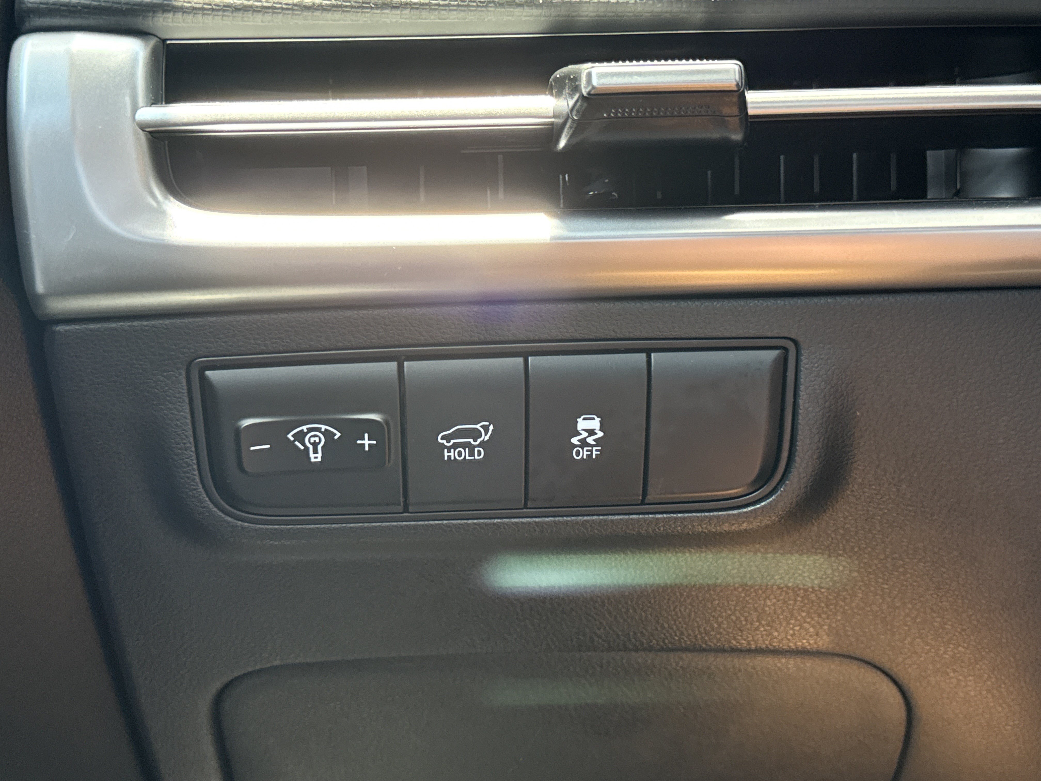 Used 2025 Atlantis Blue Hyundai SEL image 18