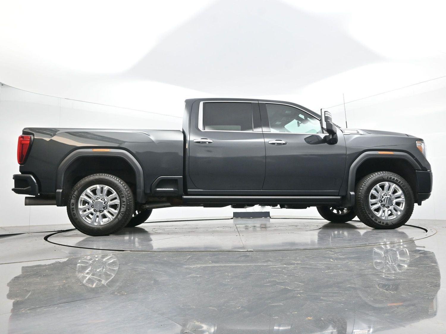 Used 2022 Hunter Metallic GMC Denali image 54