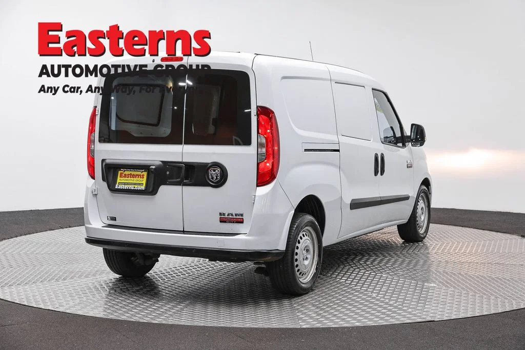 Used 2022 White Ram Base image 5