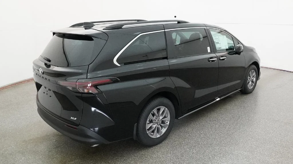 New 2026 Midnight Black Metallic Toyota XLE image 7