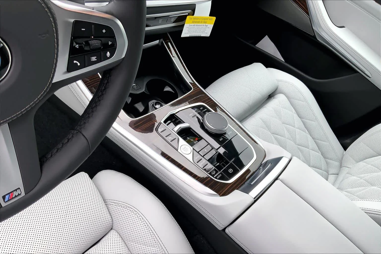 New 2026 Skyscraper Grey Metallic BMW xDrive40i image 7