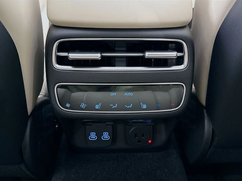 2026 GENESIS GV70 Sport Prestige - Photo 27