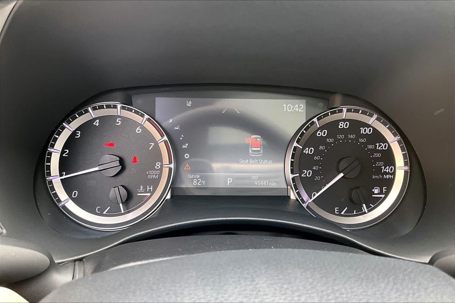 Used 2023 Wind Chill Pearl Toyota XLE image 26