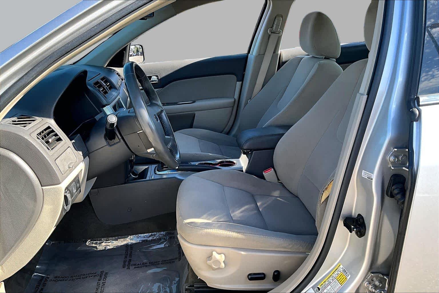 Pre-Owned 2010 Ford Fusion Hybrid