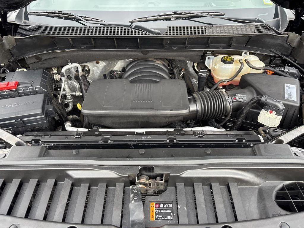 Used 2021 Black Metallic Chevrolet High Country image 11