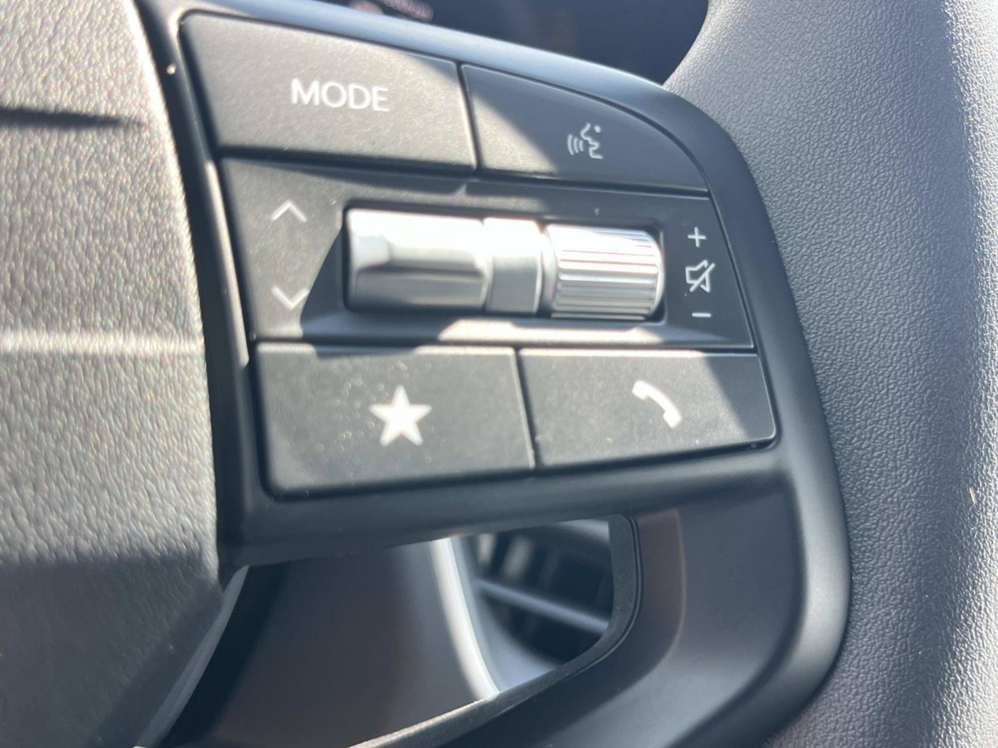 New 2026 Interstellar Gray Kia LXS image 25
