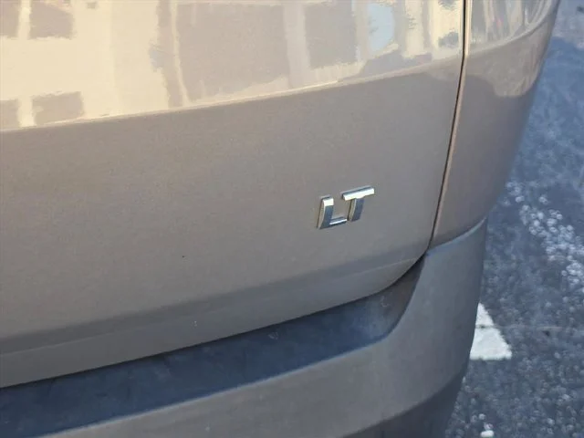 Used 2019 PEPPERDUST METALLIC Chevrolet LT Cloth image 27