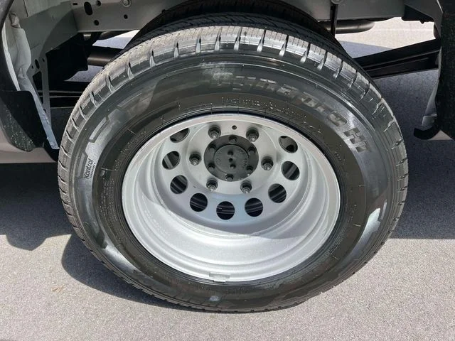 New 2027 White Ford HR CARGO AWD image 11