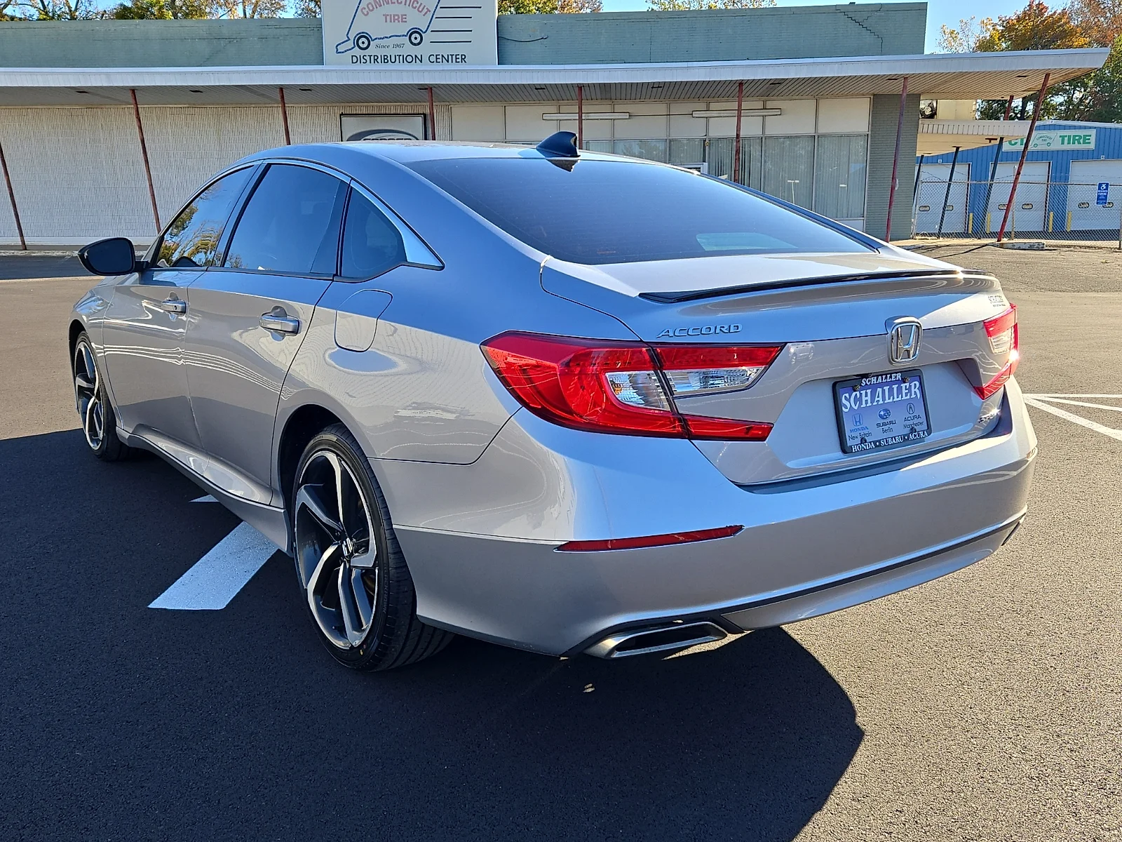 Certified Used 2021 Lunar Silver Metallic - SI Honda Sport image 4