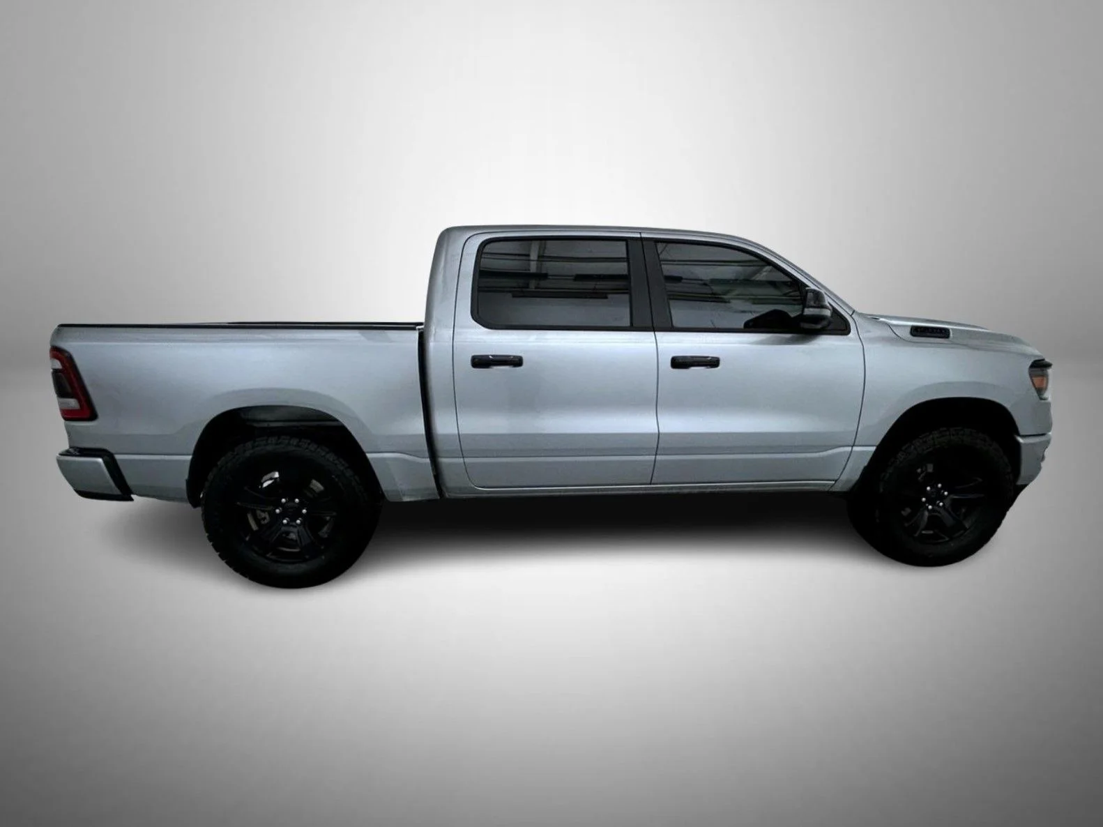 Used 2024 Silver Ram Big Horn/Lone Star image 4
