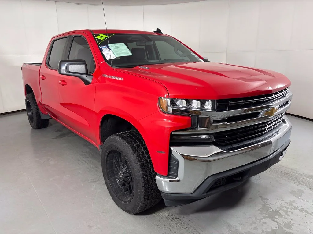 Used 2021 Red Chevrolet LT image 2