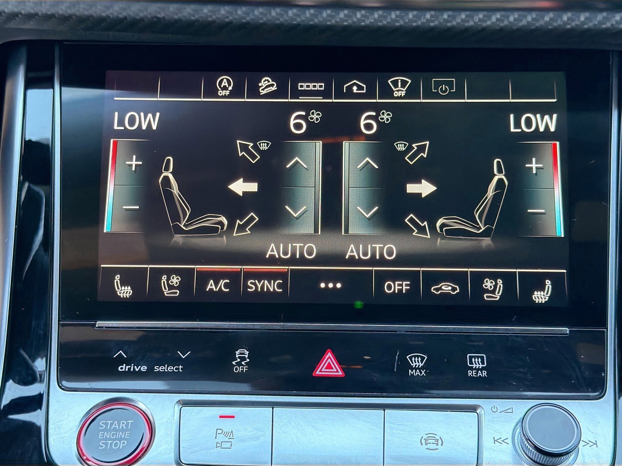 2022 Audi RS Q8 Base - Photo 33