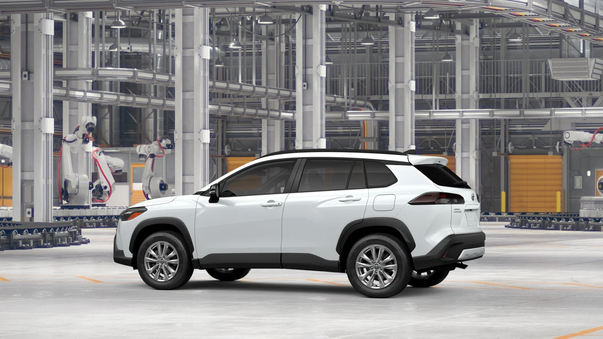 New 2026 Wind Chill Pearl Toyota LE image 5