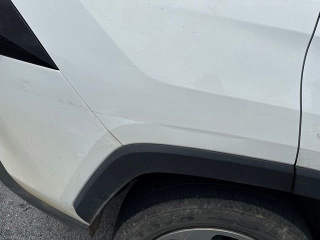 Used 2021 White Toyota LE image 9