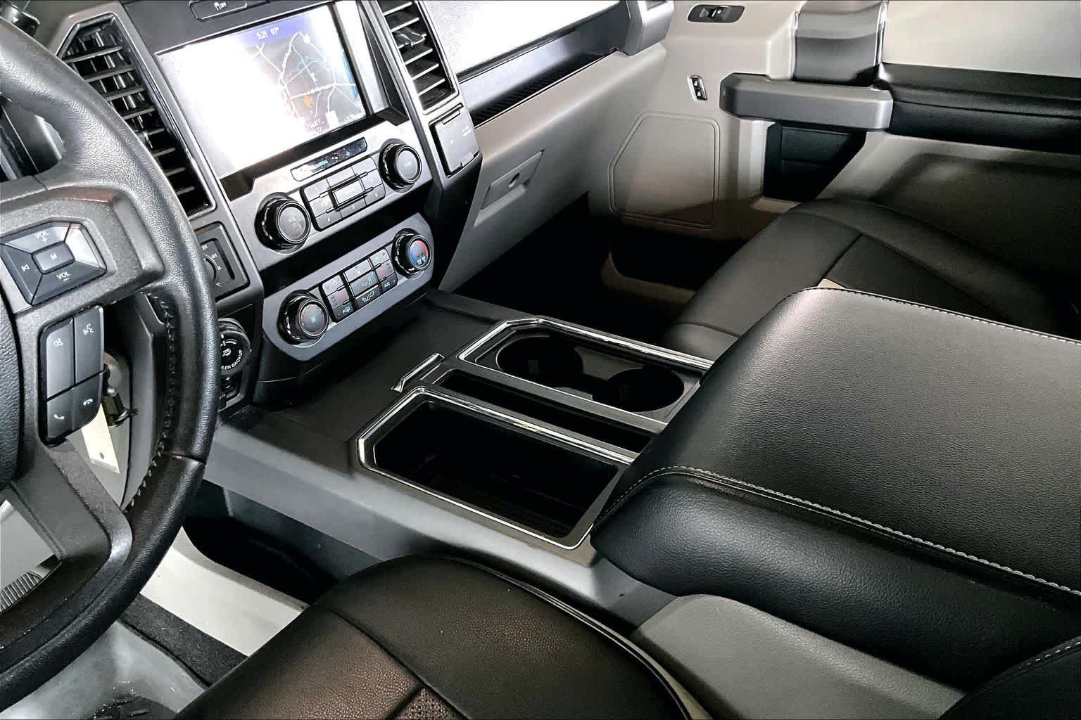 Used 2020 Blue Jeans Metallic Ford XLT image 16