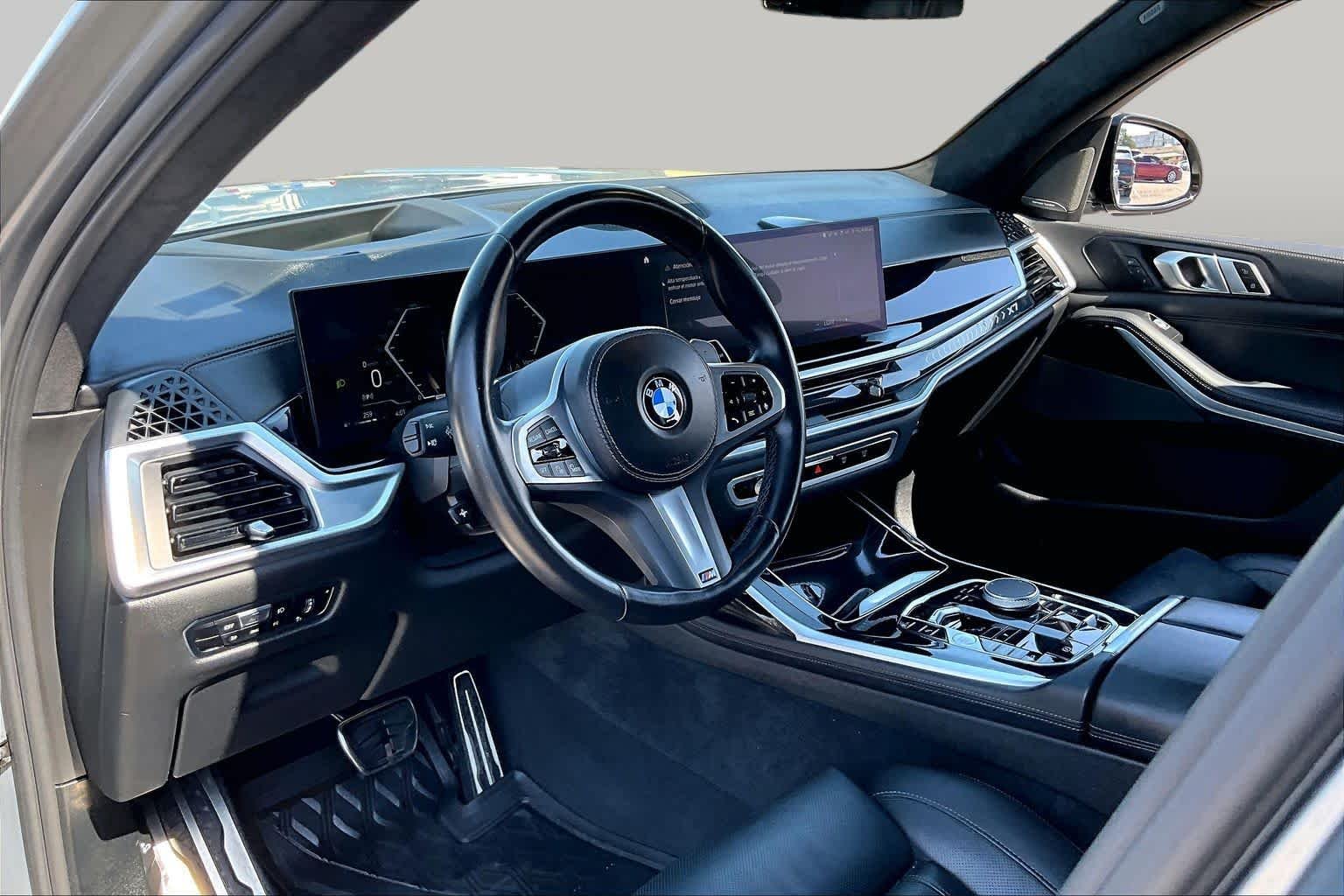 Used 2023 Frozen Pure Grey Metallic BMW xDrive40i image 16
