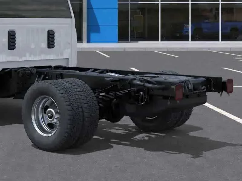 New 2026 Summit White Chevrolet Work Truck image 23