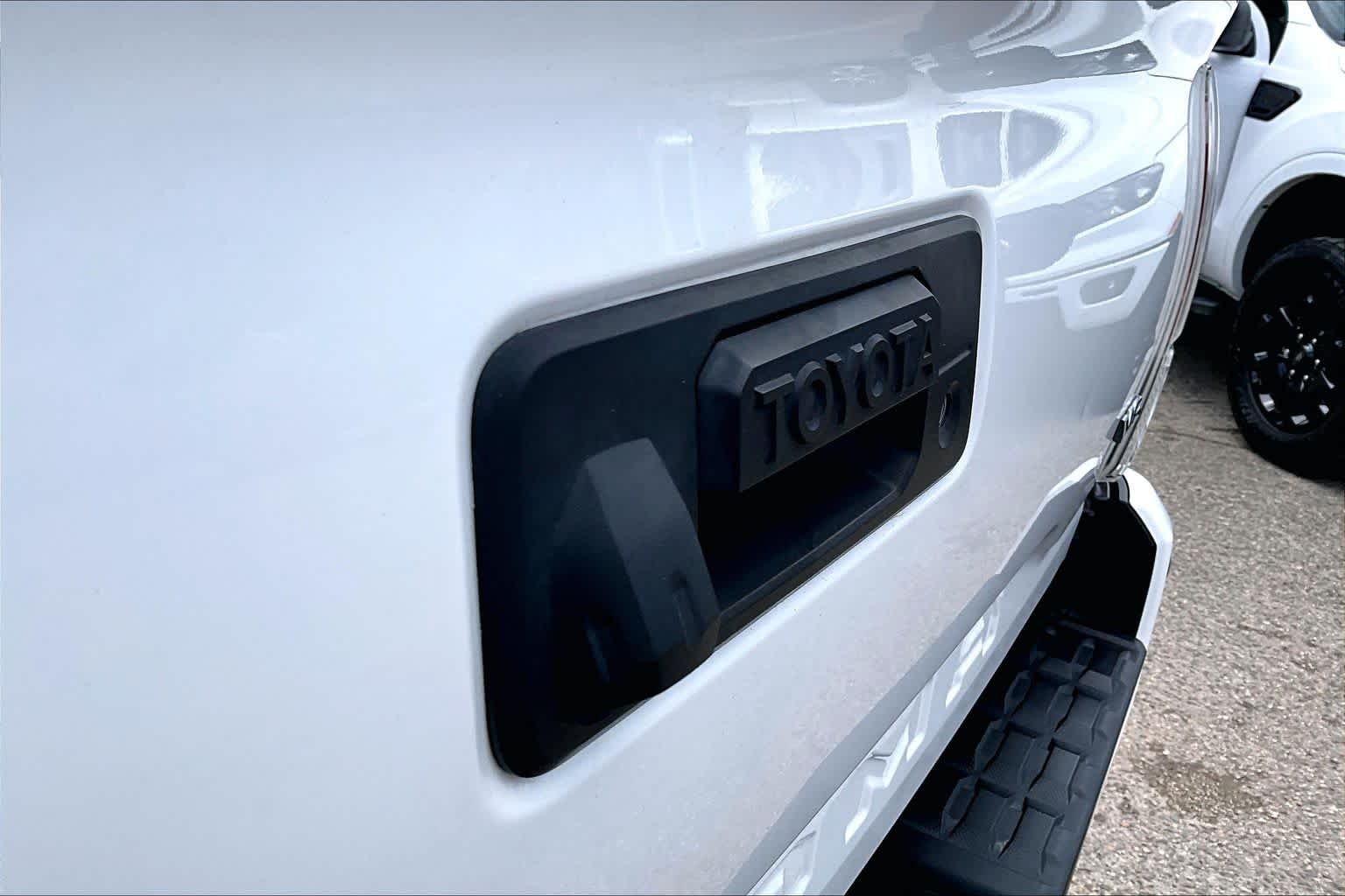 Used 2020 Super White Toyota TRD Off Road image 31