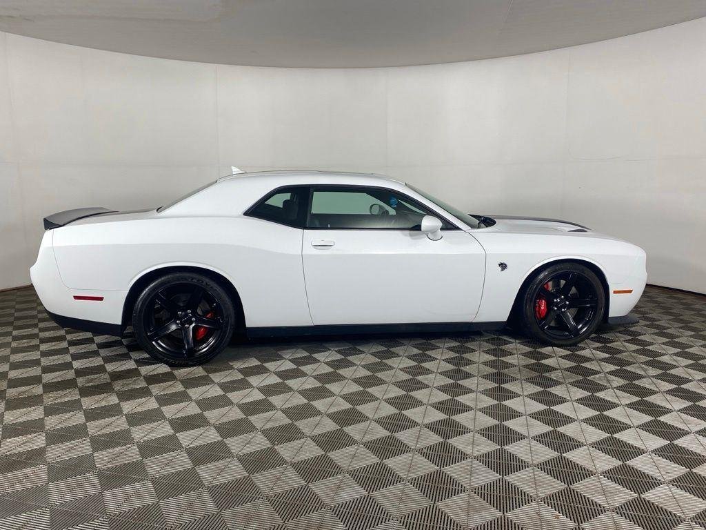 Used 2017 White Knuckle Clearcoat Dodge SRT Hellcat image 17