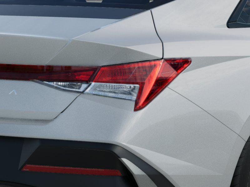 New 2026 White Hyundai SE image 27